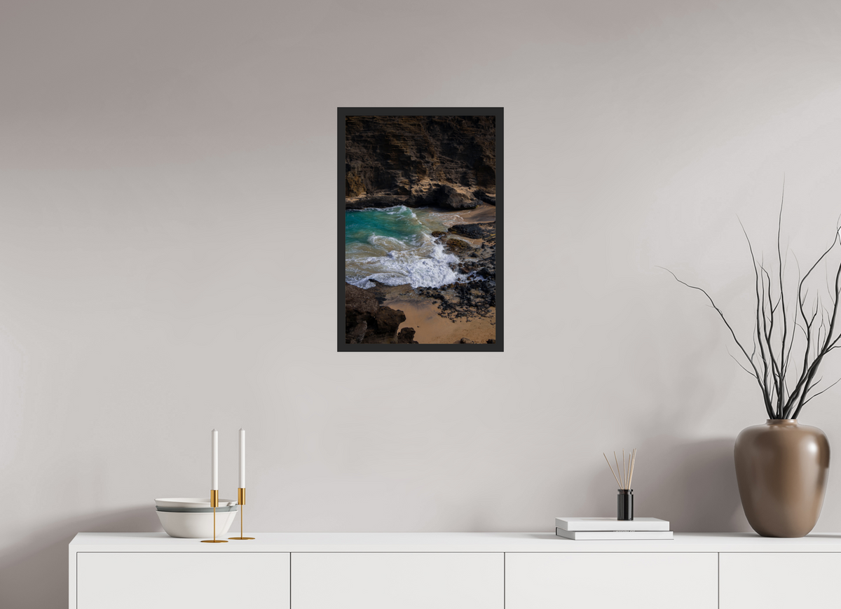 16 x 24″, Portrait Gallery Frame Matte Black Pacific Beauty